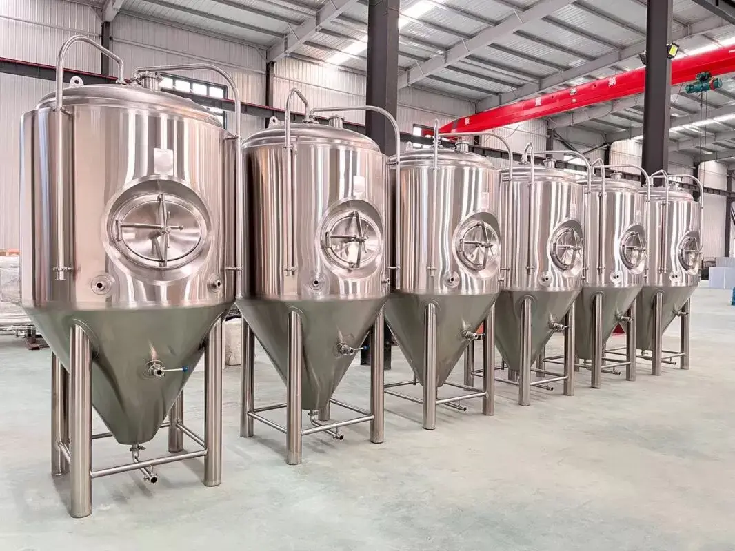 1000L nerezová fermentační nádrž na pivo 1 1