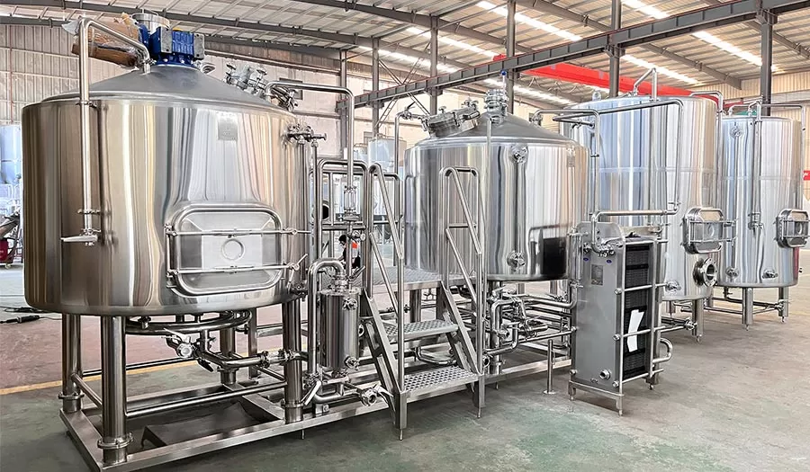 attrezzatura professionale per la produzione della birra