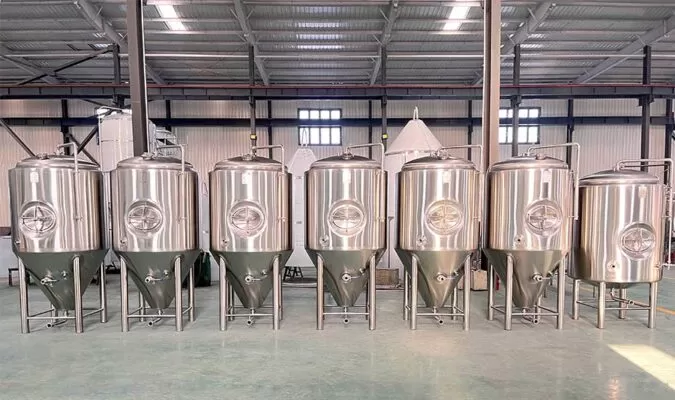 Small brewery brewing system configuration
