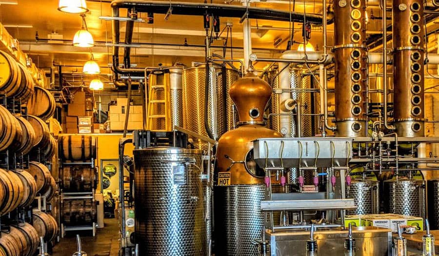Come avviare una distilleria di whisky?