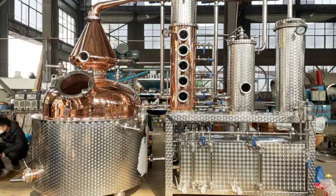 Tipos de Equipos de Destilación de Brandy
