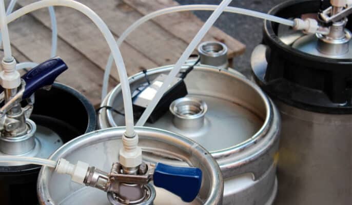 Craft Brewing Equipment: a practical guide to brew better with the right kettle, kit, and engineering 7 홈 브루잉에 필요한 장비는 무엇인가요?