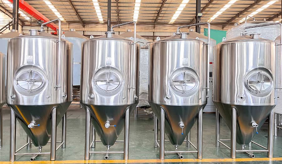 Beer Fermenters: The Stainless Steel Conical Advantage for Craft Brew Success 3 fermenter