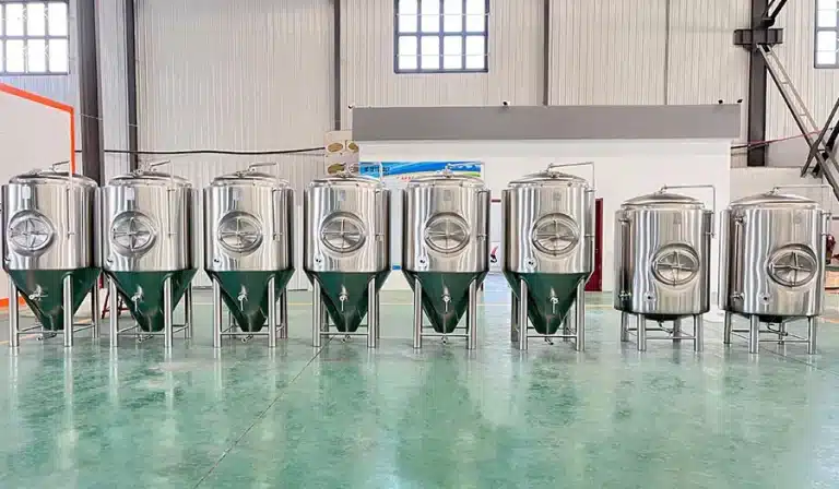 Uses of stainless steel fermentation tanks 3 ¿Cuál es la diferencia entre un tanque de fermentación y un tanque brillante?
