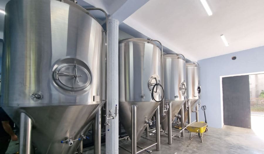 Analisi delle attrezzature commerciali per la produzione di Kombucha