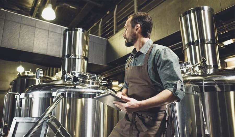 Come scegliere l'attrezzatura per la produzione di birra più adatta alle vostre esigenze