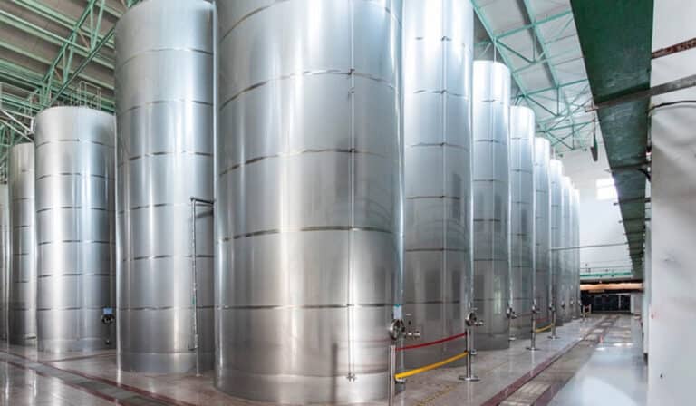 How to choose the right stainless steel storage tank according to industry needs? 4 스테인리스 스틸 저장 탱크