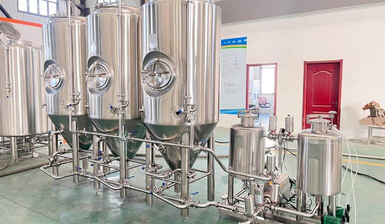How to choose between automated vs manual beer brewing equipment? 4 automated vs manual brewing equipment