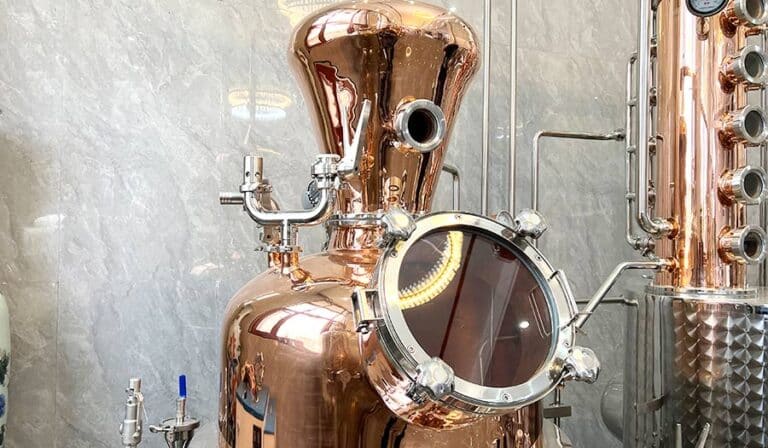 Distillation Equipment