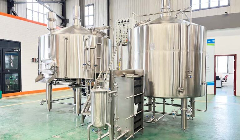 The Role of Commercial Cold Brew Systems in Brewing Processes 2 Commercial Cold Brew Systems